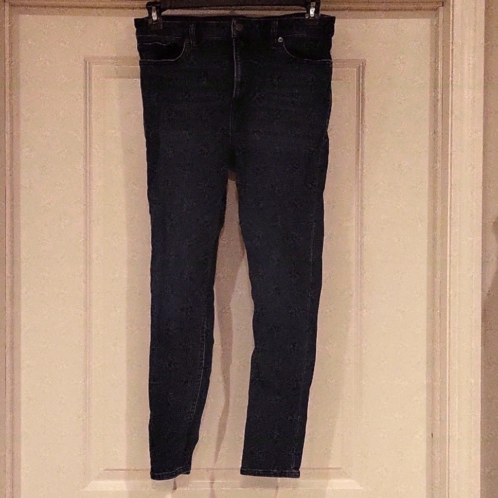 Lucky Brand- dark jean- size 12